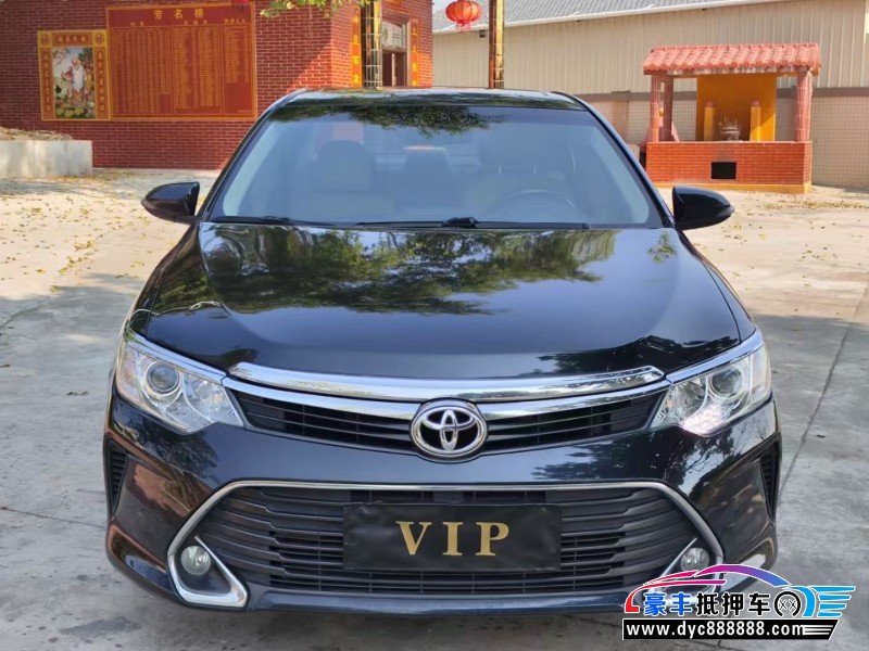 17年丰田凯美瑞轿车抵押车出售