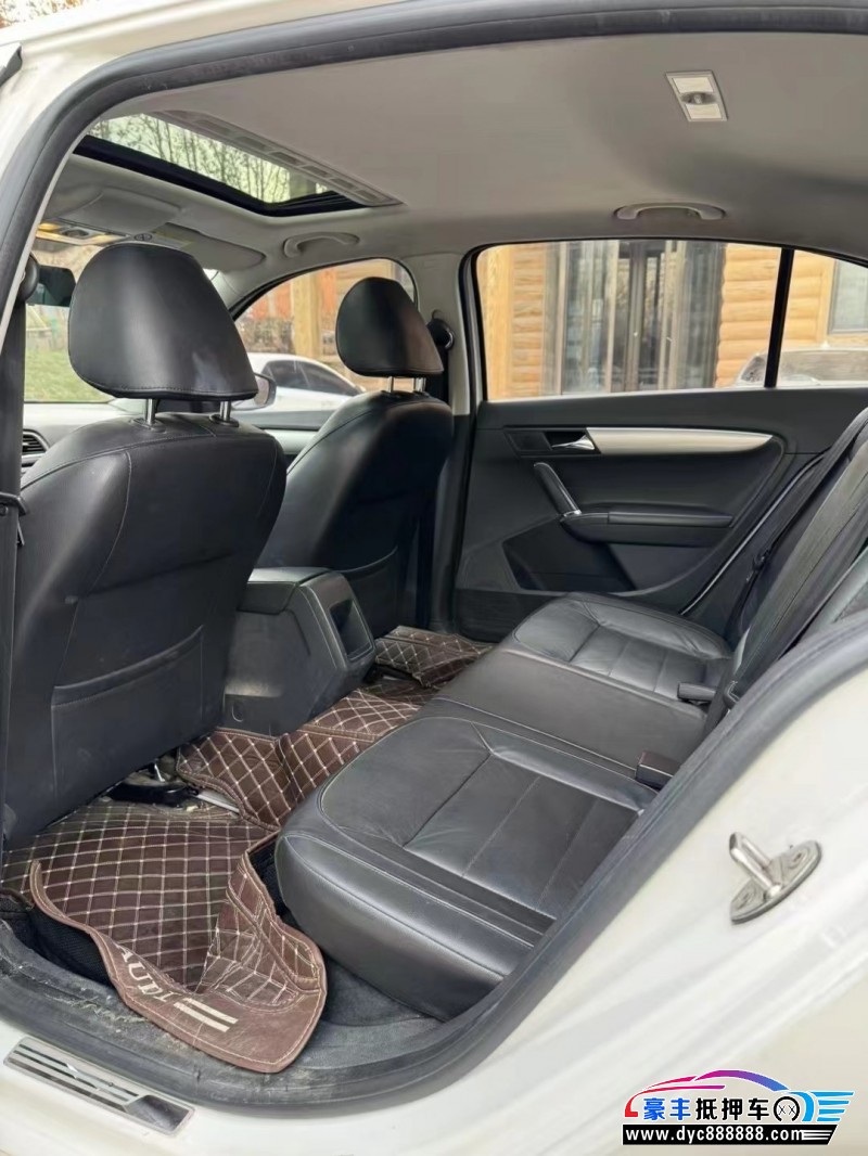 16年大众朗逸轿车抵押车出售