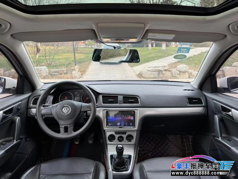 16年大众朗逸轿车抵押车出售