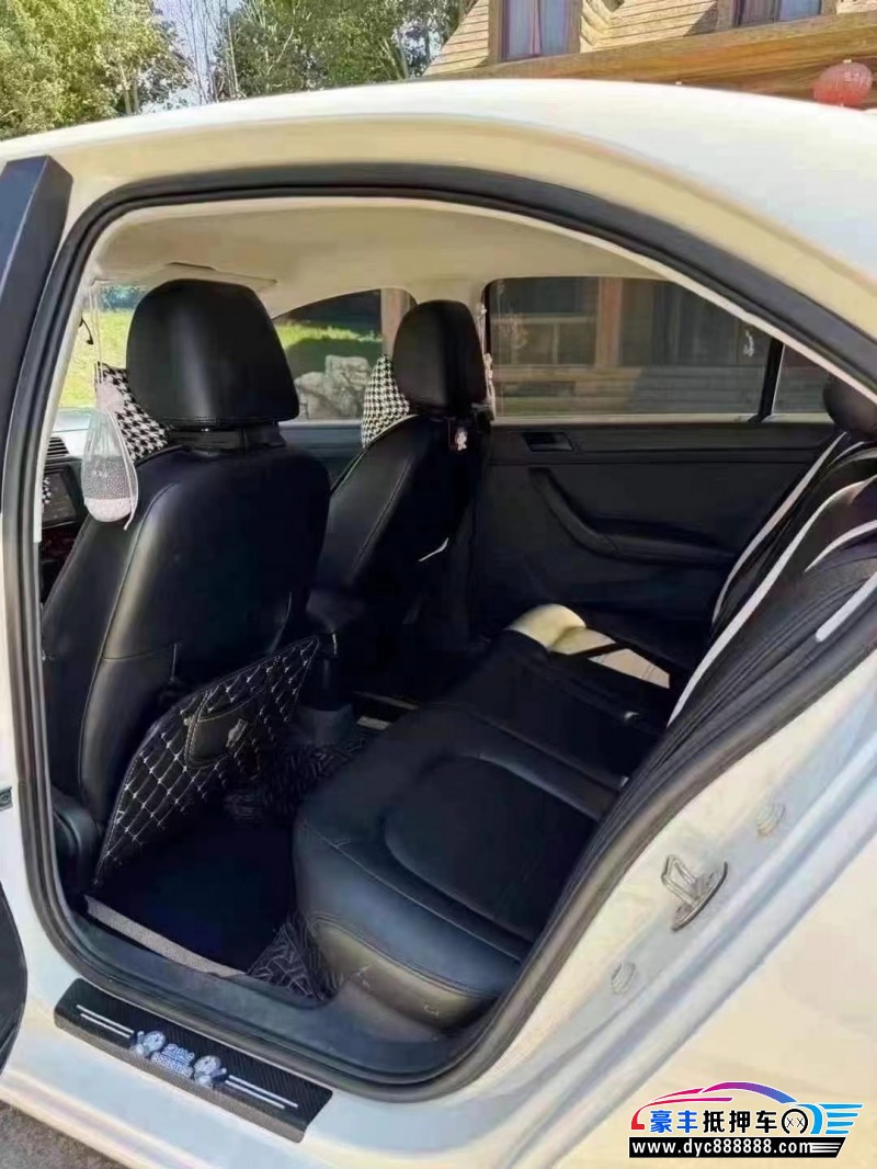 22年大众桑塔纳轿车抵押车出售