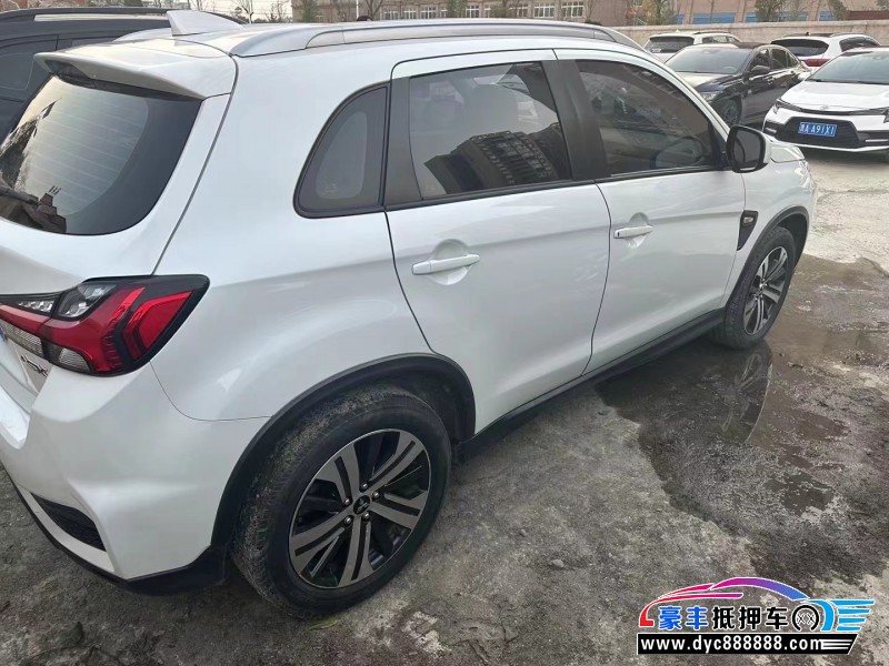 21年三菱劲炫轿车抵押车出售