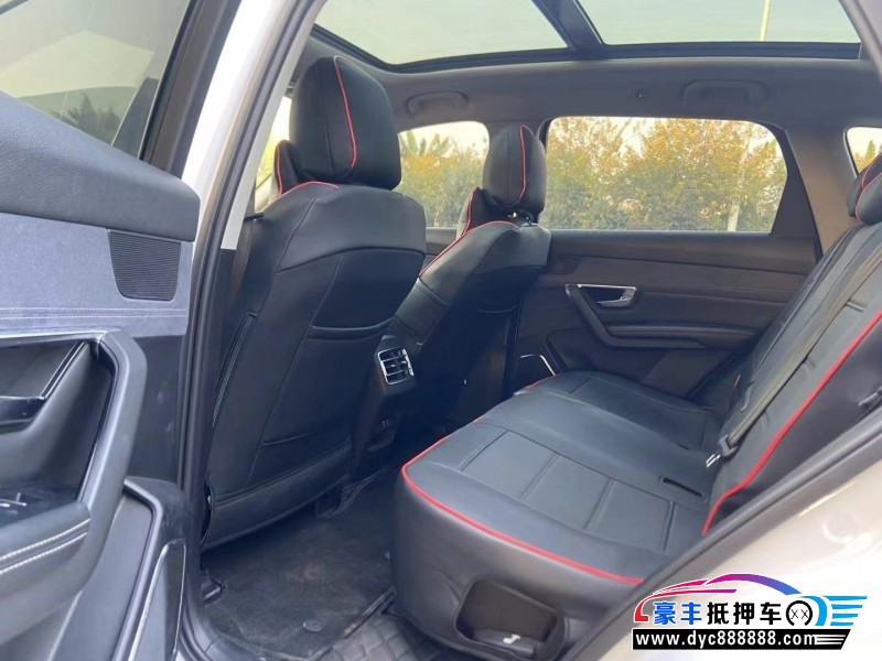 20年比亚迪宋轿车抵押车出售