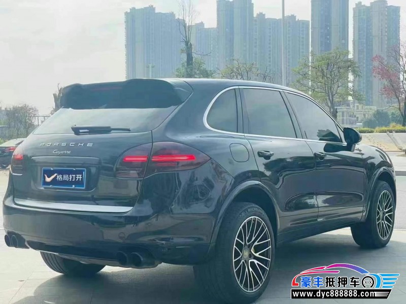 14年保时捷卡宴轿车抵押车出售