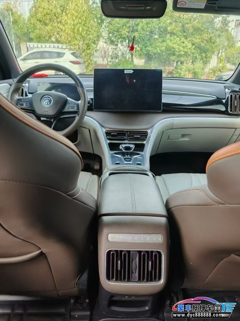 23年比亚迪宋轿车抵押车出售