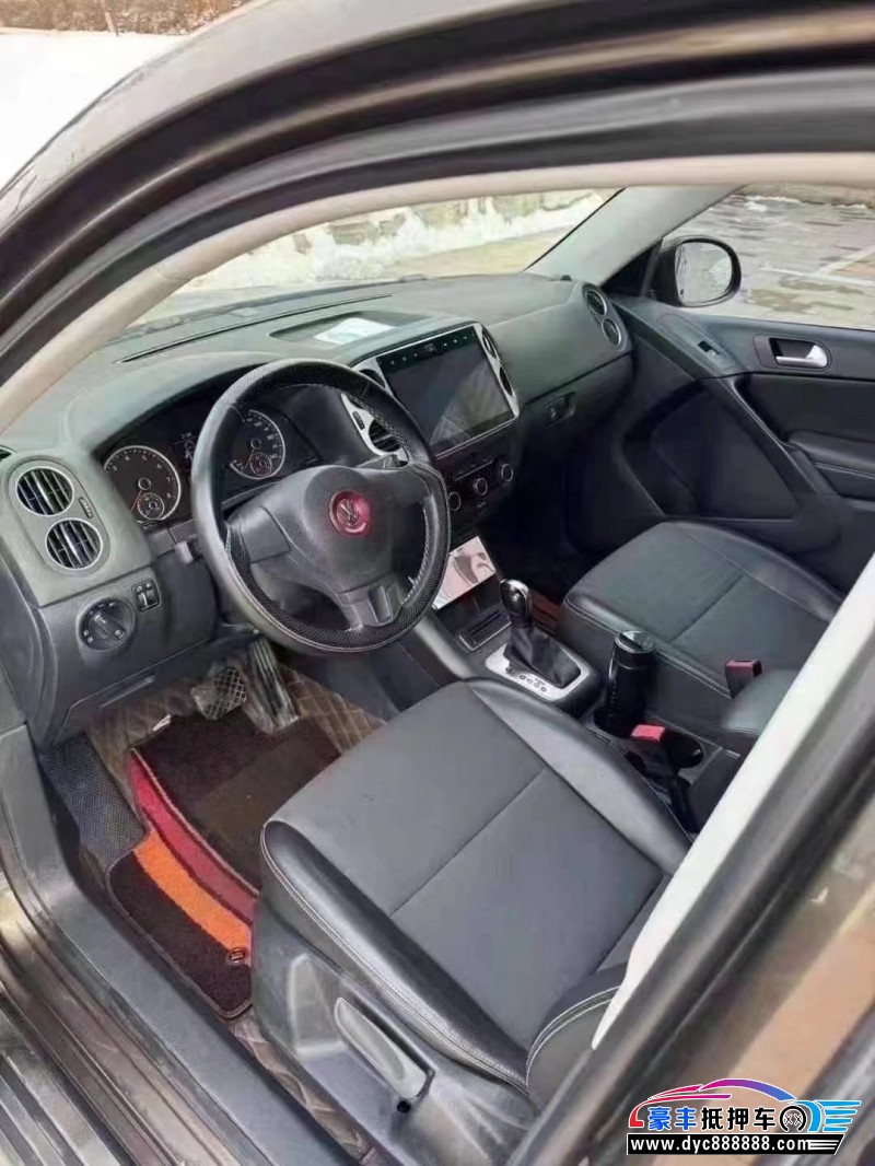 16年大众途观轿车抵押车出售