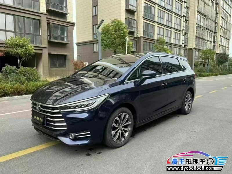 20年比亚迪宋轿车抵押车出售