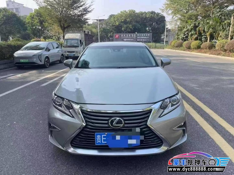16年雷克萨斯ES轿车抵押车出售