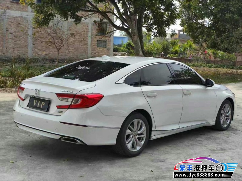 21年本田雅阁轿车抵押车出售