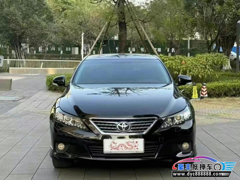 13年丰田锐志轿车抵押车出售