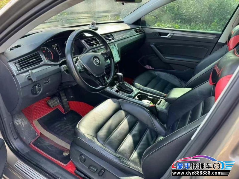 18年大众帕萨特轿车抵押车出售