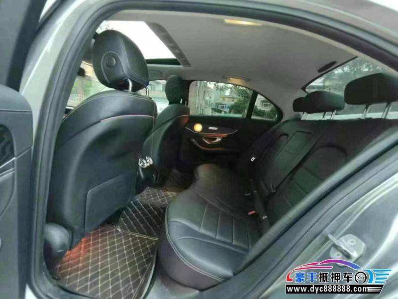 18年奔驰C轿车抵押车出售