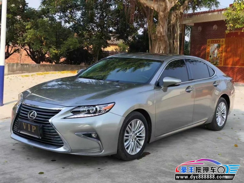 18年雷克萨斯ES轿车抵押车出售