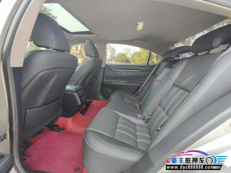 18年雷克萨斯ES轿车抵押车出售