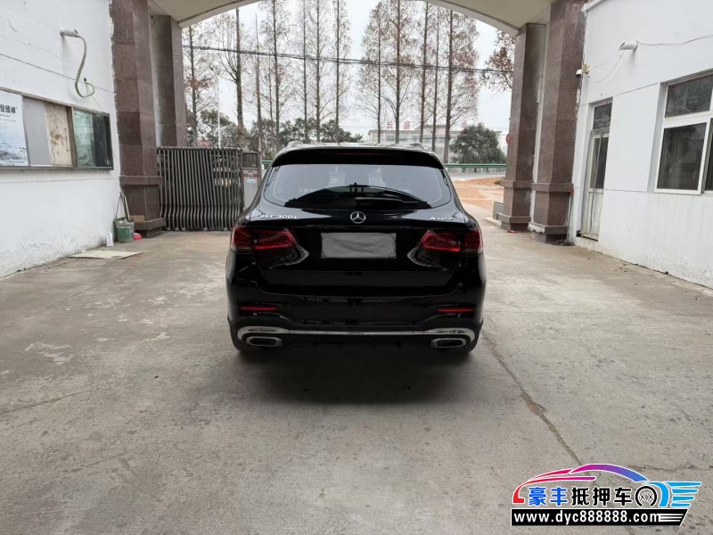 21年奔驰GLC轿车抵押车出售