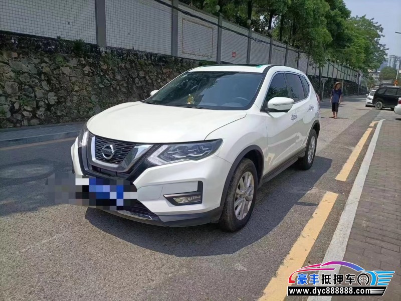 20年日产奇骏轿车抵押车出售