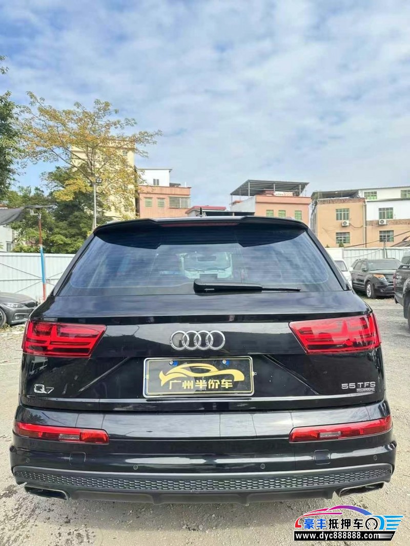 19年奥迪Q7轿车抵押车出售