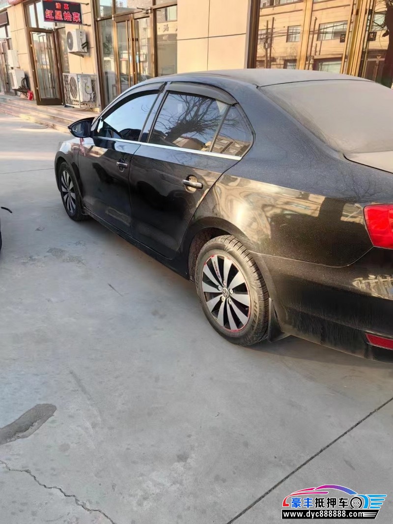 12年大众速腾轿车抵押车出售