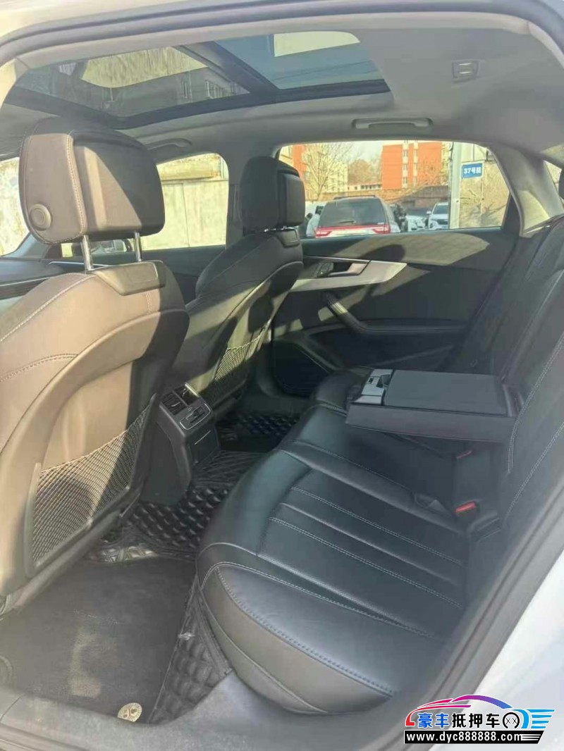 22年奥迪A4L轿车抵押车出售