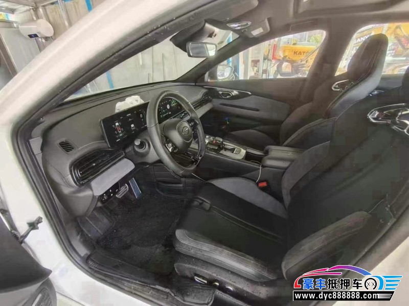 24年传祺影豹轿车抵押车出售