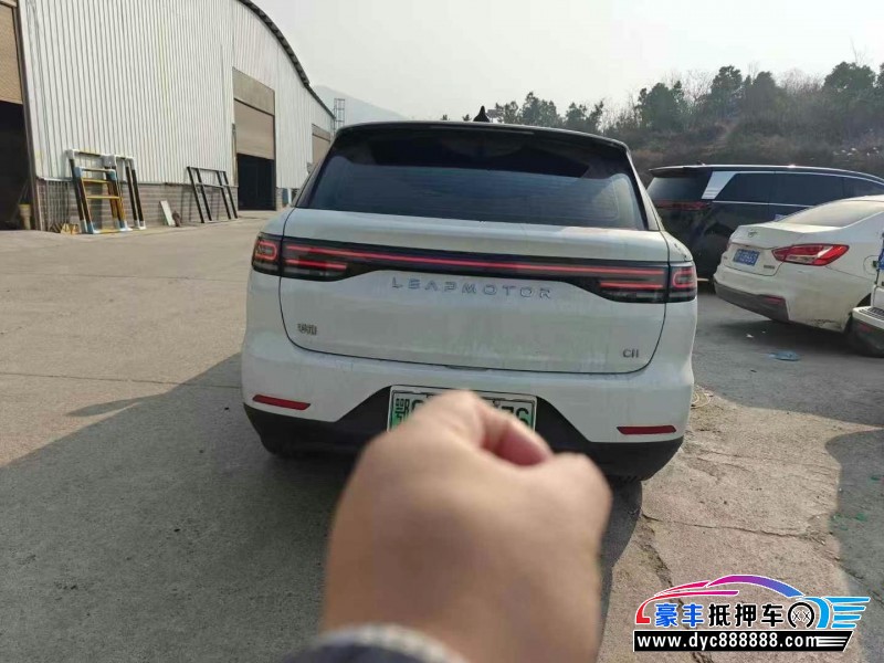 24年零跑C11轿车抵押车出售