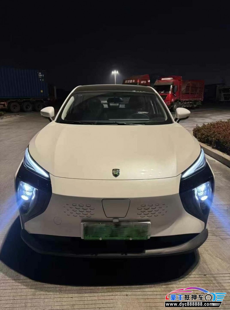 24年东风雷霆轿车抵押车出售