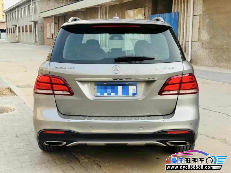 17年奔驰GLE轿车抵押车出售