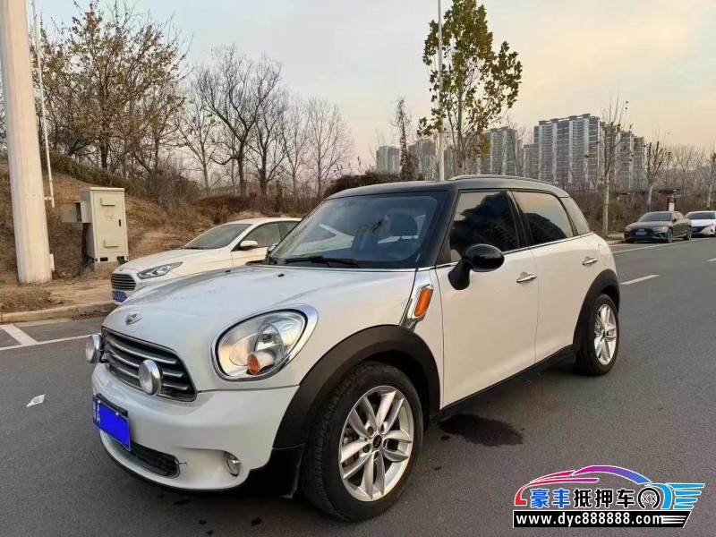 13年宝马MINI轿车抵押车出售