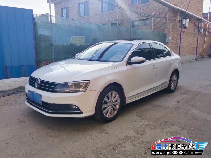 16年大众速腾轿车抵押车出售