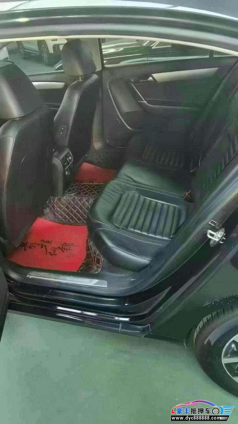 16年大众迈腾轿车抵押车出售