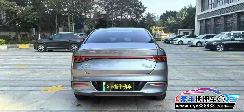 24年比亚迪秦轿车抵押车出售