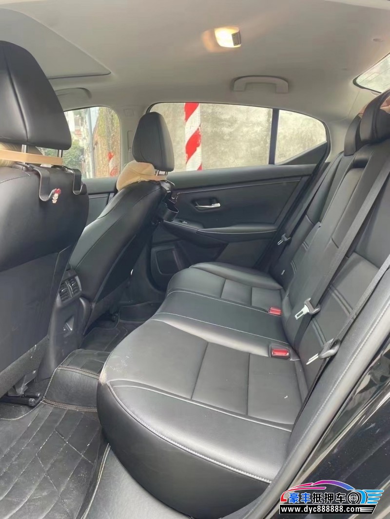 24年日产轩逸轿车抵押车出售