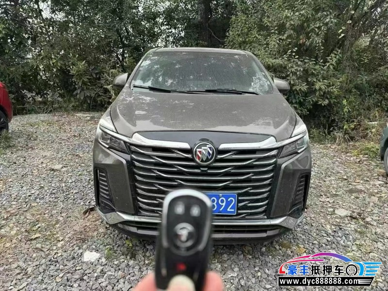 24年别克GL8轿车抵押车出售