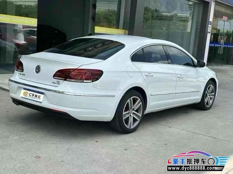 17年大众CC轿车抵押车出售