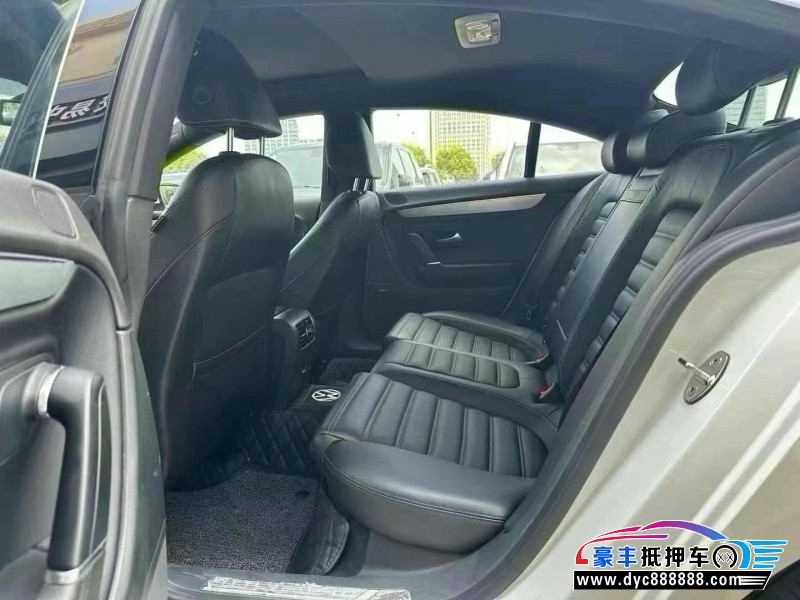 17年大众CC轿车抵押车出售