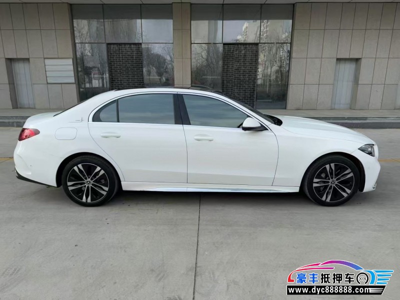 23年奔驰C轿车抵押车出售