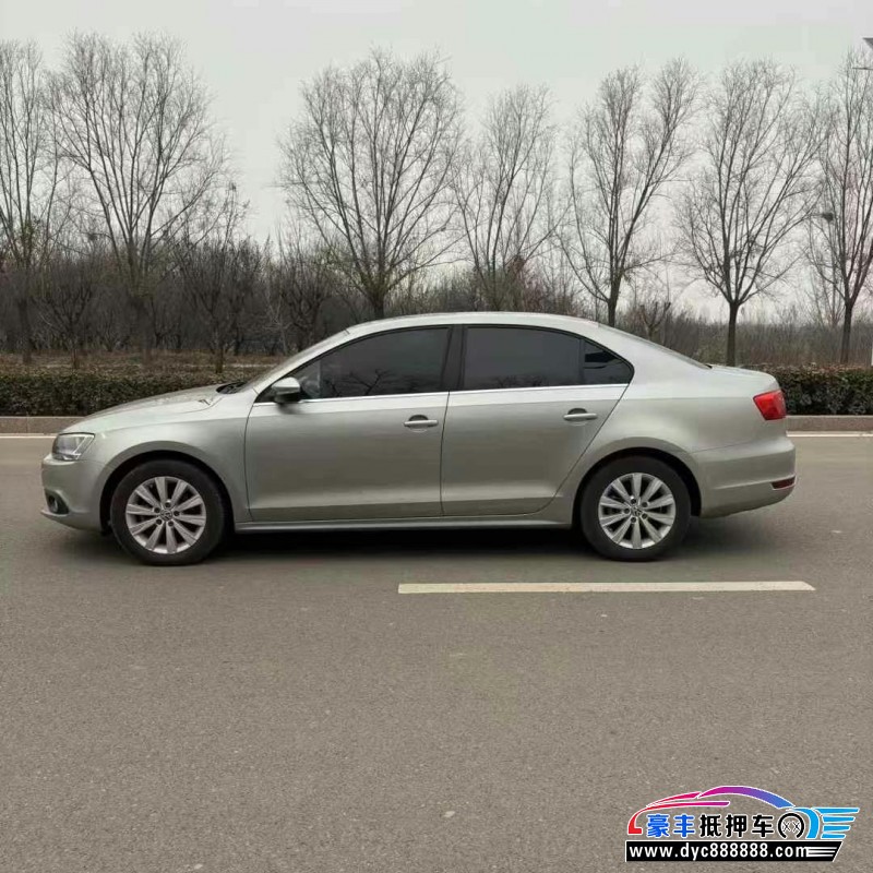 15年大众速腾轿车抵押车出售