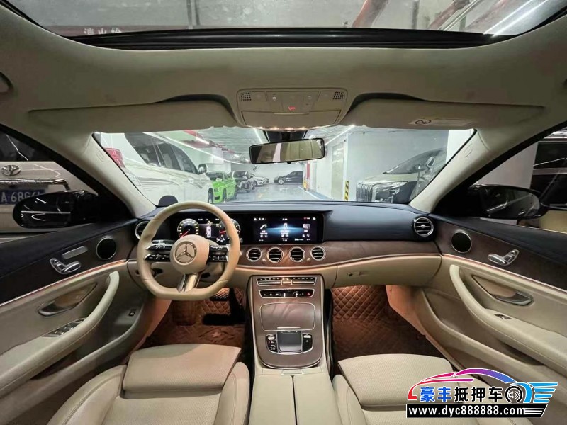 22年奔驰E轿车抵押车出售