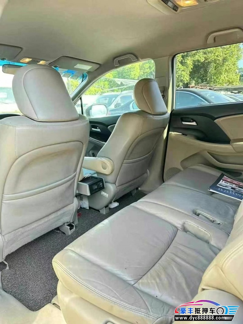 13年本田奥德赛轿车抵押车出售