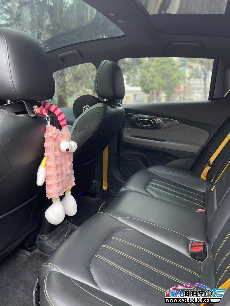 22年传祺影豹轿车抵押车出售