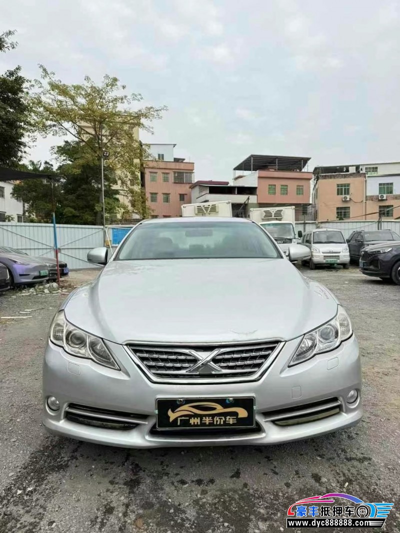 12年丰田锐志轿车抵押车出售