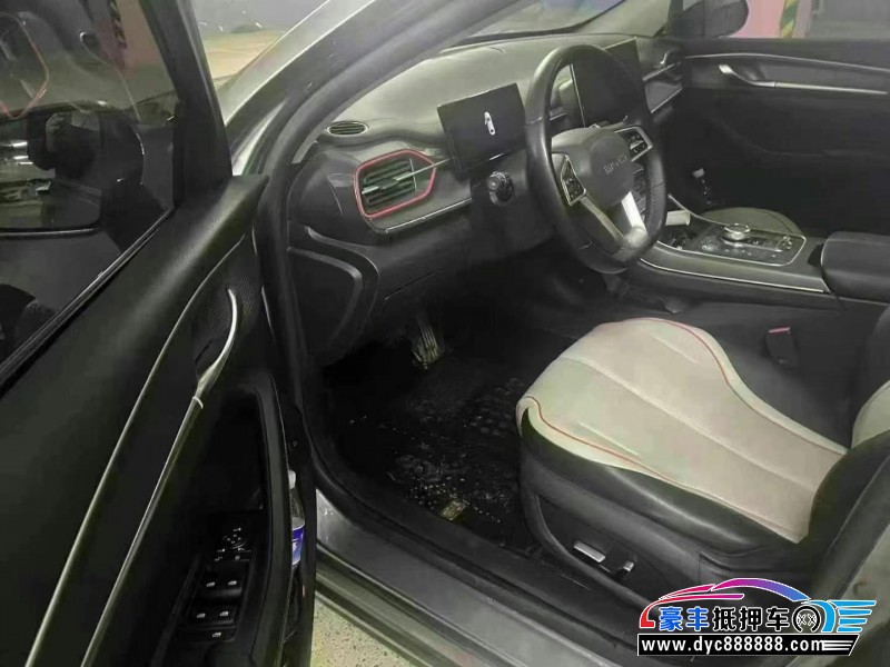 23年比亚迪驱逐舰轿车抵押车出售