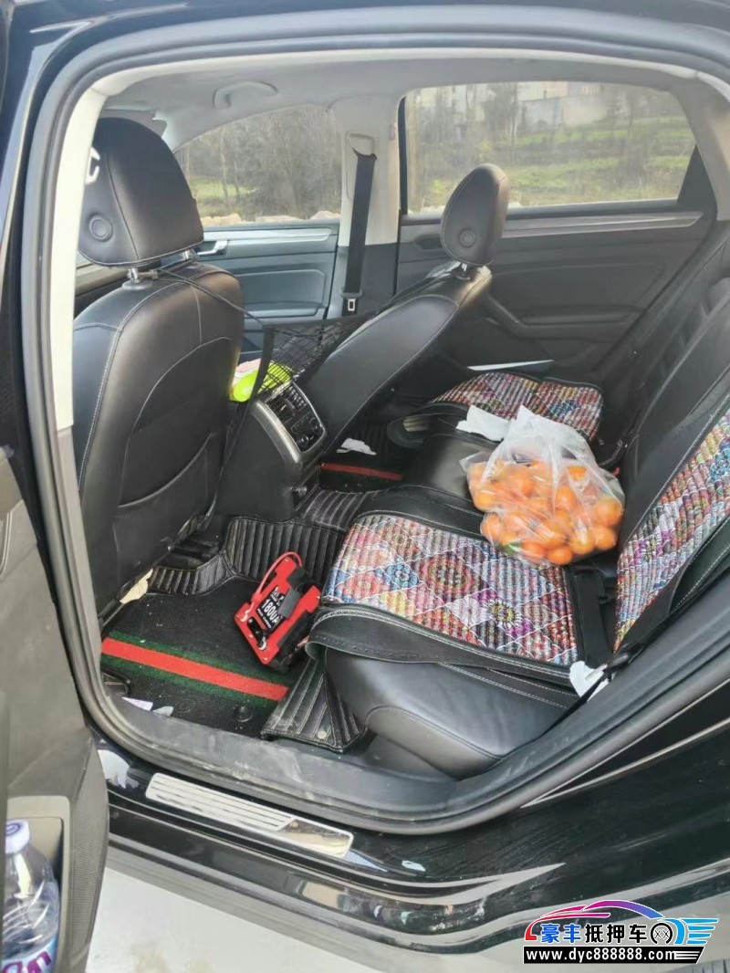 18年大众帕萨特轿车抵押车出售