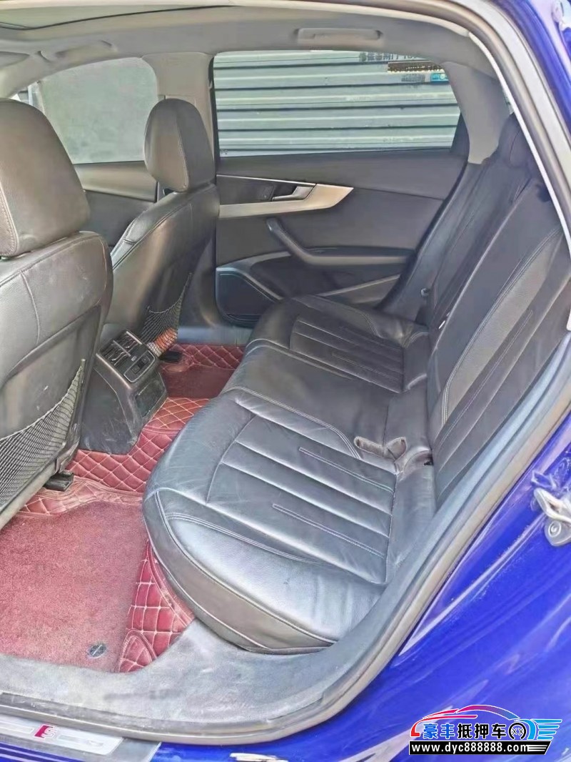 19年奥迪A4L轿车抵押车出售