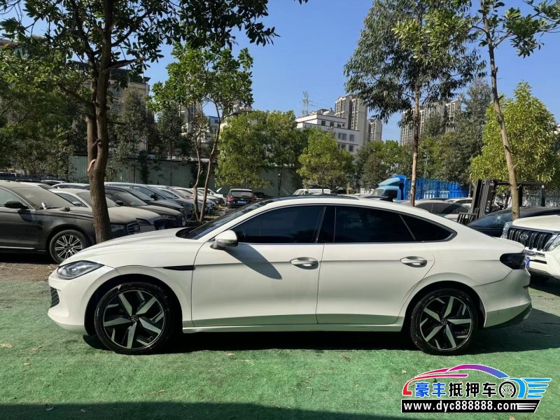 22年大众凌渡轿车抵押车出售