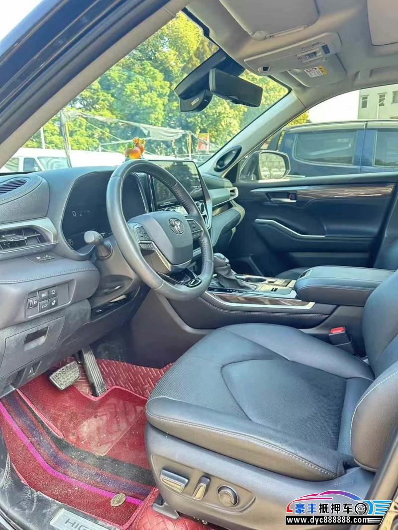 24年丰田汉兰达轿车抵押车出售