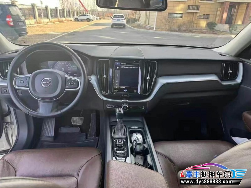 19年沃尔沃XC60轿车抵押车出售