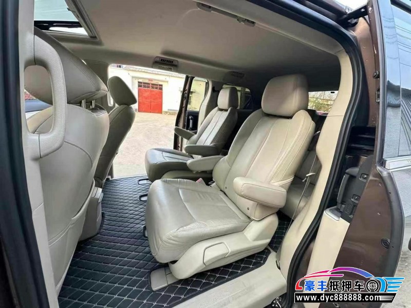 20年别克GL8轿车抵押车出售