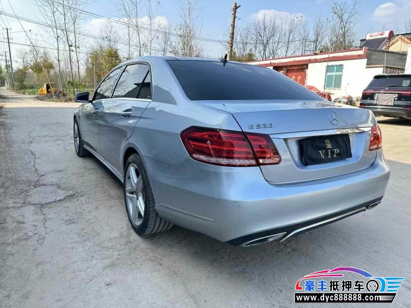 14年奔驰E轿车抵押车出售