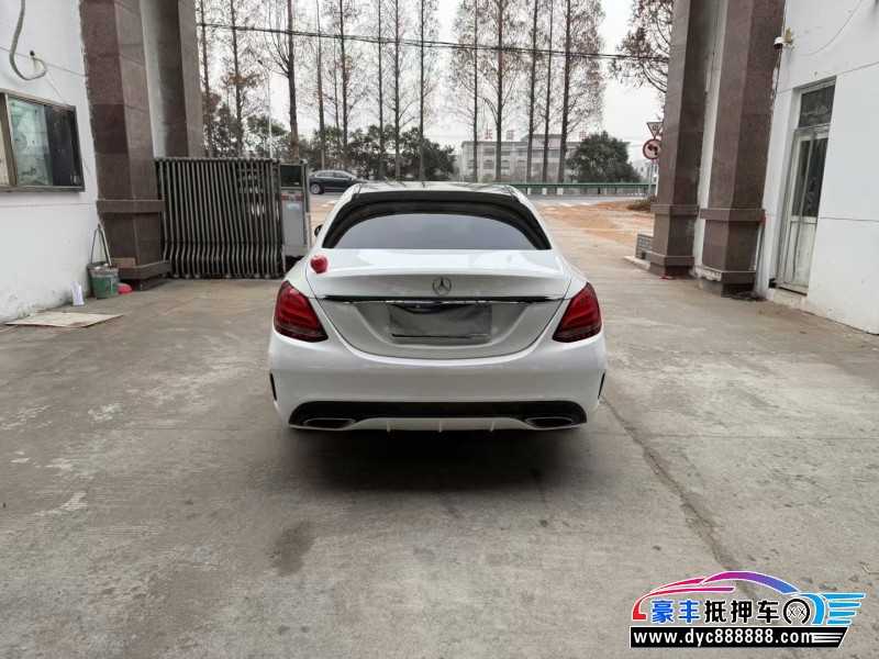 15年奔驰C轿车抵押车出售