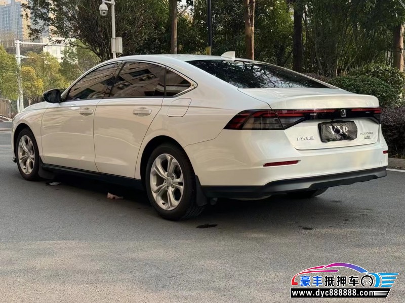 24年本田雅阁轿车抵押车出售